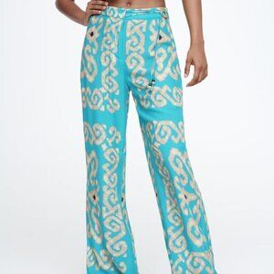 ZARA FLOWING TROUSERS WITH A FULL-LENGTH PRINT